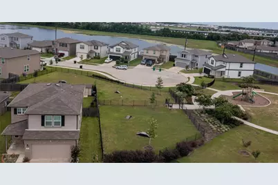 7047 Hobby Wind Ridge Drive, Houston, TX 77075 - Photo 49