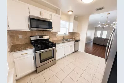 15515 Town Green Drive, Houston, TX 77083 - Photo 7