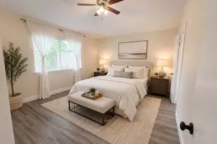 15515 Town Green Dr, Houston, TX 77083 - Photo 9