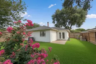 15515 Town Green Dr, Houston, TX 77083 - Photo 17