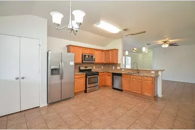 18142 Sorrell Oaks Lane, Richmond, TX 77407 - Photo 13