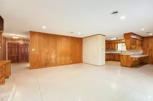 120 Southern Oaks Dr, Lake Jackson, TX 77566 - Photo 17