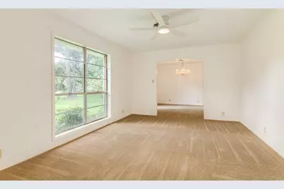 120 Southern Oaks Drive, Lake Jackson, TX 77566 - Photo 11