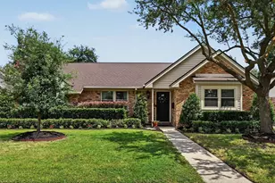 2411 Tannehill Dr, Houston, TX 77008 - Photo 1