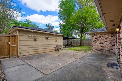 5826 Autumn Forest Drive, Houston, TX 77092 - Photo 17