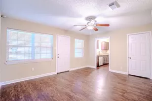 7211 Mockingbird Ln, Texas City, TX 77591 - Photo 5