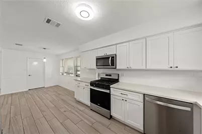 6902 Addicks Clodine Road, Houston, TX 77083 - Photo 15