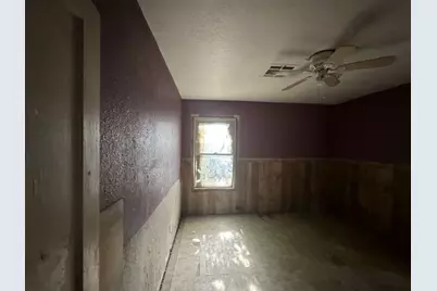 312 Mistletoe Drive, Marlin, TX 76661 - Photo 9