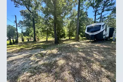 476 W Woodland Shores Drive, Point Blank, TX 77364 - Photo 7