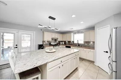 3126 Silverstag Trail Lane, Houston, TX 77073 - Photo 9