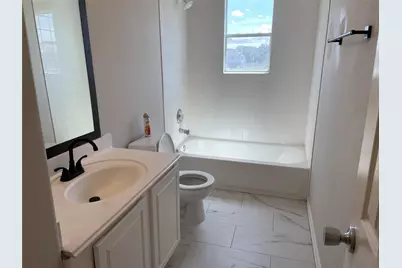12418 Sunlit Wood Way, Houston, TX 77082 - Photo 9