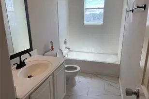 12418 Sunlit Wood Way, Houston, TX 77082 - Photo 9