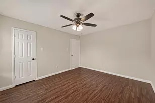 5015 Cottonglen Ct, Houston, TX 77041 - Photo 29