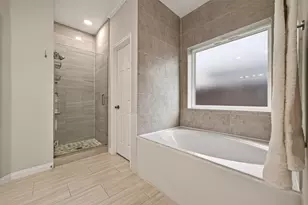 5015 Cottonglen Ct, Houston, TX 77041 - Photo 45
