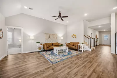 1173 Filly Creek Drive, Alvin, TX 77511 - Photo 5