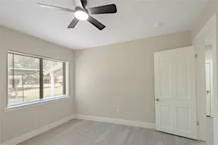 1107 W Dogwood St, Woodville, TX 75979 - Photo 7