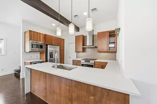 5905 Kiam St, Houston, TX 77007 - Photo 1