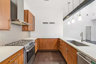5905 Kiam St, Houston, TX 77007 - Photo 13