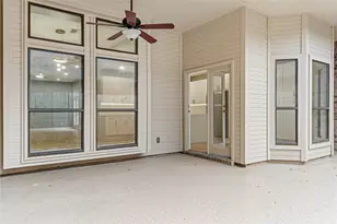 210 Mill Trail Dr, Sugar Land, TX 77498 - Photo 43