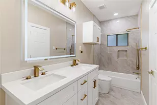 210 Mill Trail Dr, Sugar Land, TX 77498 - Photo 35