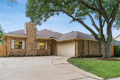 210 Mill Trail Drive, Sugar Land, TX 77498 - Photo 3