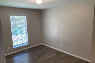 15803 Mill Point Dr, Houston, TX 77059 - Photo 15