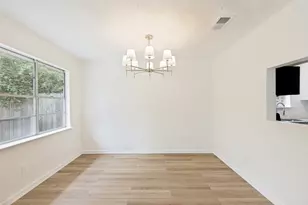 7307 Sunlight Ln, Houston, TX 77095 - Photo 9