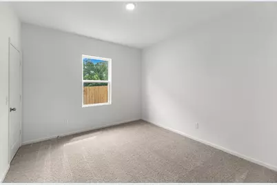 3218 Diamond View Lane, Angleton, TX 77515 - Photo 11