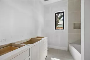 9050 Elizabeth Rd, Houston, TX 77055 - Photo 23