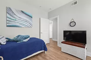 4131 Pointe W Dr, Galveston, TX 77554 - Photo 17