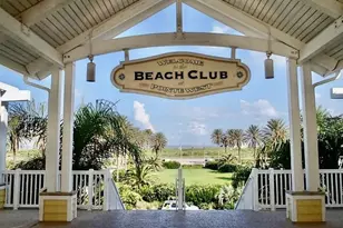 4131 Pointe W Dr, Galveston, TX 77554 - Photo 35