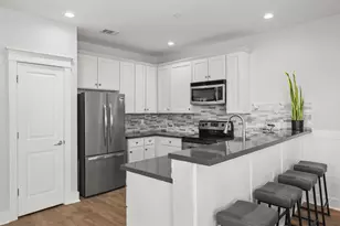 4131 Pointe W Dr, Galveston, TX 77554 - Photo 9