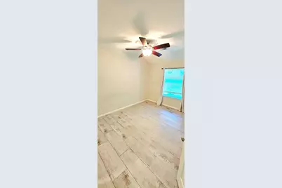 140 S Winterport Circle, The Woodlands, TX 77382 - Photo 33