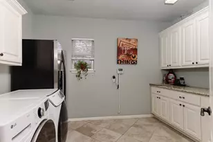 31 Bluff Creek Pl, The Woodlands, TX 77382 - Photo 17