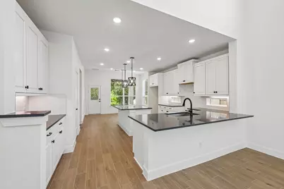 12661 Big Sagebrush Drive, Conroe, TX 77302 - Photo 5