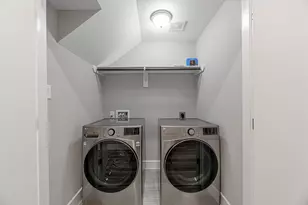 240 Julia St, Houston, TX 77022 - Photo 27