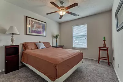 163 N Hawkhurst Circle, The Woodlands, TX 77354 - Photo 33