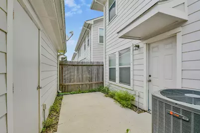 2121 Kemah Village Drive, Kemah, TX 77565 - Photo 19