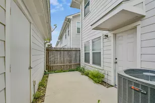 2121 Kemah Village Dr, Kemah, TX 77565 - Photo 19