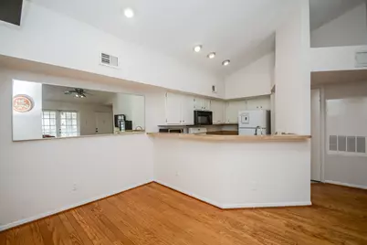 2121 El Paseo Street #2002, Houston, TX 77054 - Photo 7