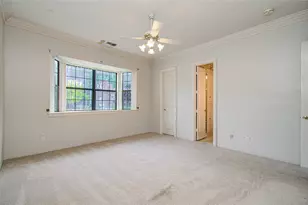 9712 Longmont Dr, Houston, TX 77063 - Photo 17