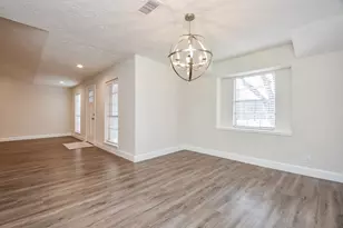 8134 Ivan Reid Dr, Houston, TX 77040 - Photo 9