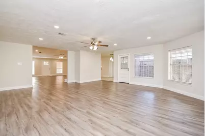 8134 Ivan Reid Drive, Houston, TX 77040 - Photo 19