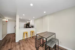 7310 Seawall Blvd, Galveston, TX 77551 - Photo 5