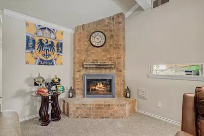 1302 Canyon Springs Drive, La Porte, TX 77571 - Photo 9