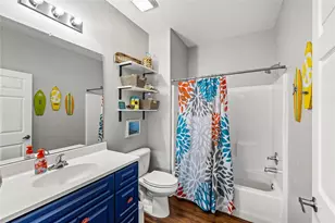 710 35th St, Galveston, TX 77550 - Photo 11