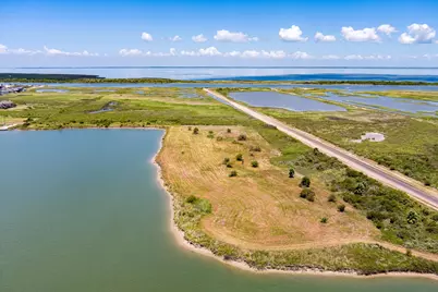 1105 Bobs Road, Crystal Beach, TX 77650 - Photo 11