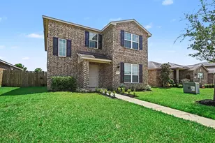 12027 Windage Dr, La Marque, TX 77568 - Photo 3