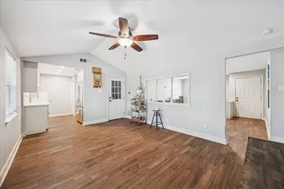 5747 Greencraig Drive, Houston, TX 77035 - Photo 3