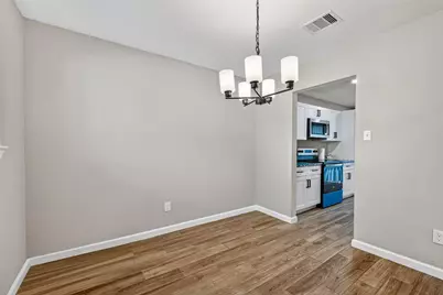 12711 Greenshire Dr Drive, Houston, TX 77048 - Photo 9